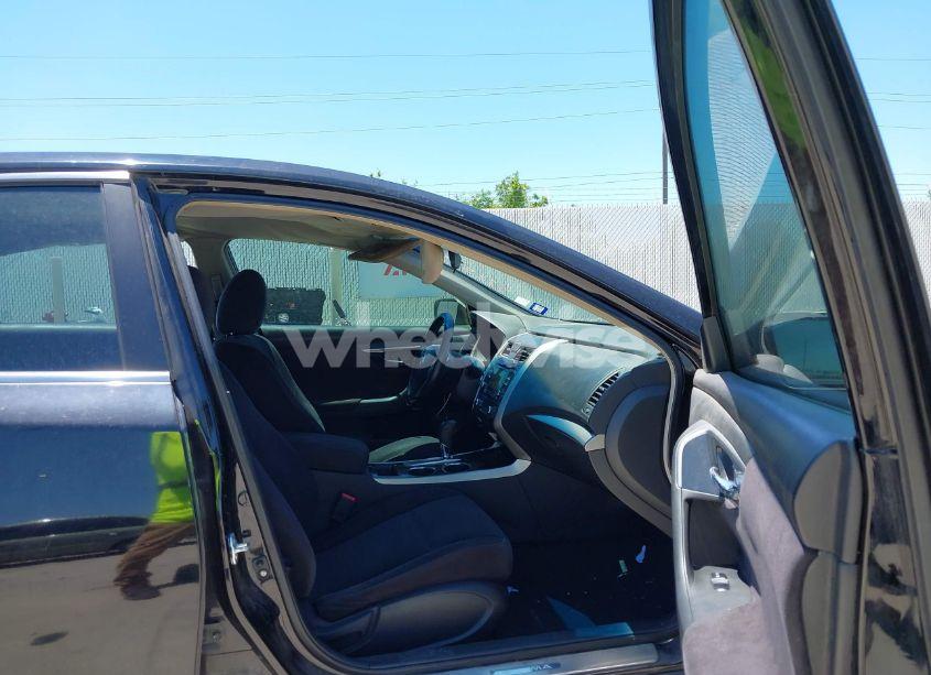 Photo 5 of 2013 Nissan Altima 2.5 SV (VIN 1N4AL3AP9DN446820)