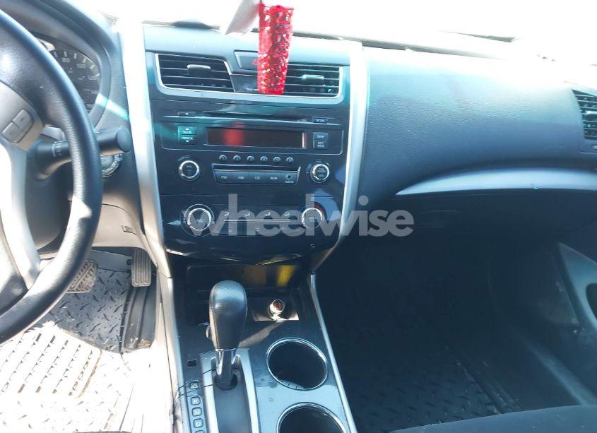 Photo 17 of 2013 Nissan Altima 2.5 (VIN 1N4AL3AP9DN447482)