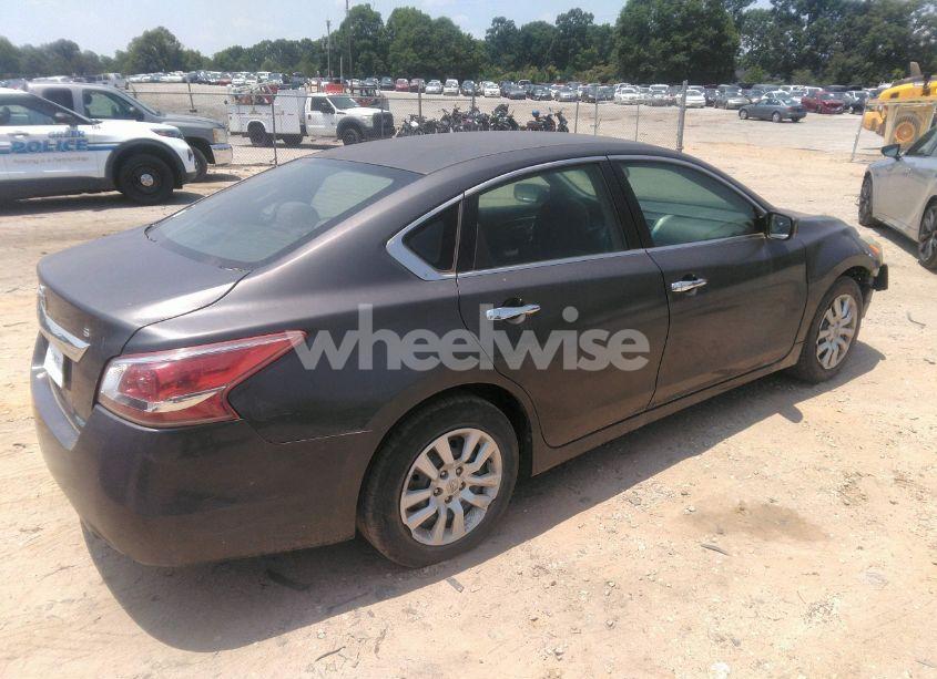 Photo 4 of 2013 Nissan Altima 2.5 S (VIN 1N4AL3AP9DN460135)