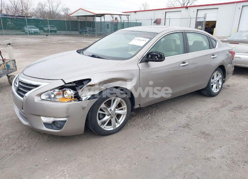 Photo 2 of 2013 Nissan Altima 2.5 SV (VIN 1N4AL3AP9DN462662)