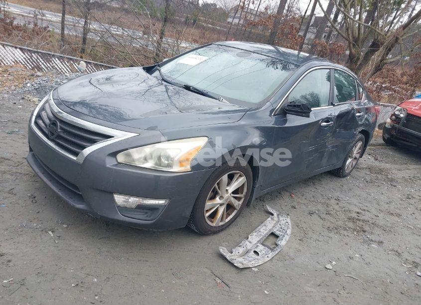 Photo 2 of 2013 Nissan Altima 2.5 SV (VIN 1N4AL3AP9DN488033)
