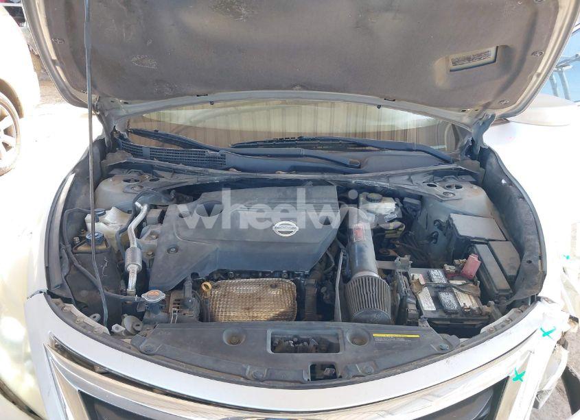 Photo 10 of 2013 Nissan Altima 2.5 S (VIN 1N4AL3AP9DN537991)
