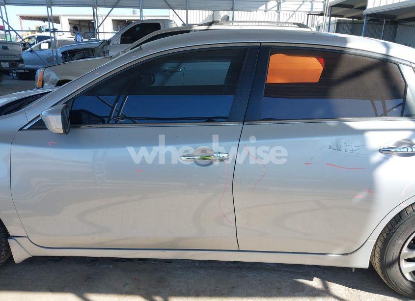 Photo 14 of 2013 Nissan Altima 2.5 S (VIN 1N4AL3AP9DN537991)