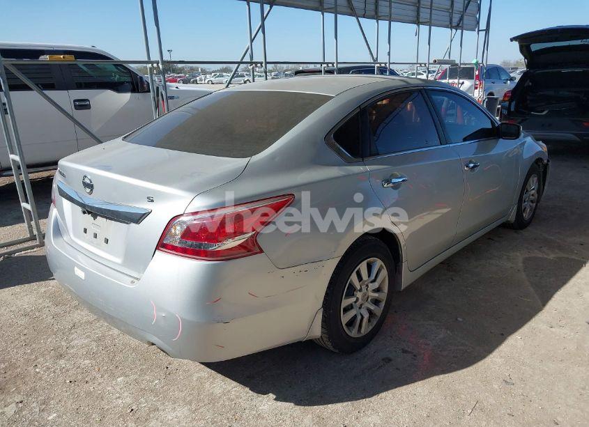 Photo 4 of 2013 Nissan Altima 2.5 S (VIN 1N4AL3AP9DN537991)