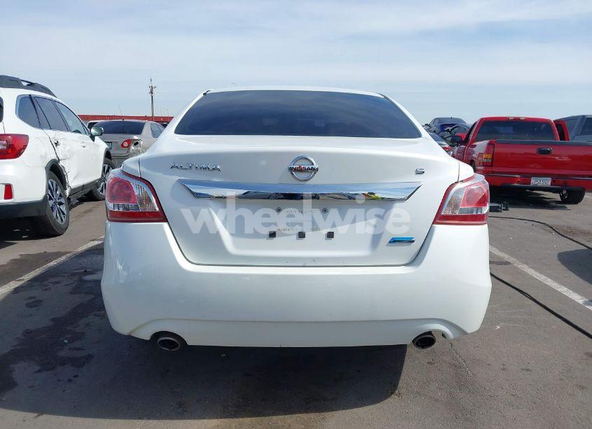 Photo 17 of 2013 Nissan Altima 2.5 S (VIN 1N4AL3AP9DN547243)