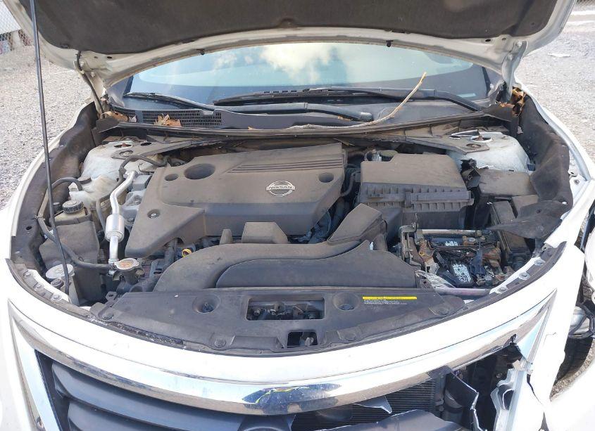 Photo 10 of 2013 Nissan Altima 2.5 S (VIN 1N4AL3AP9DN556301)