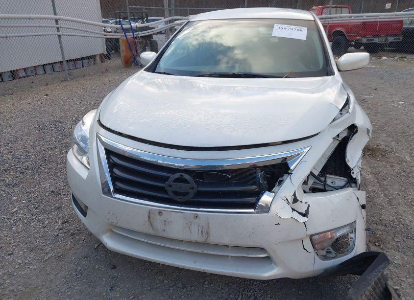 Photo 12 of 2013 Nissan Altima 2.5 S (VIN 1N4AL3AP9DN556301)