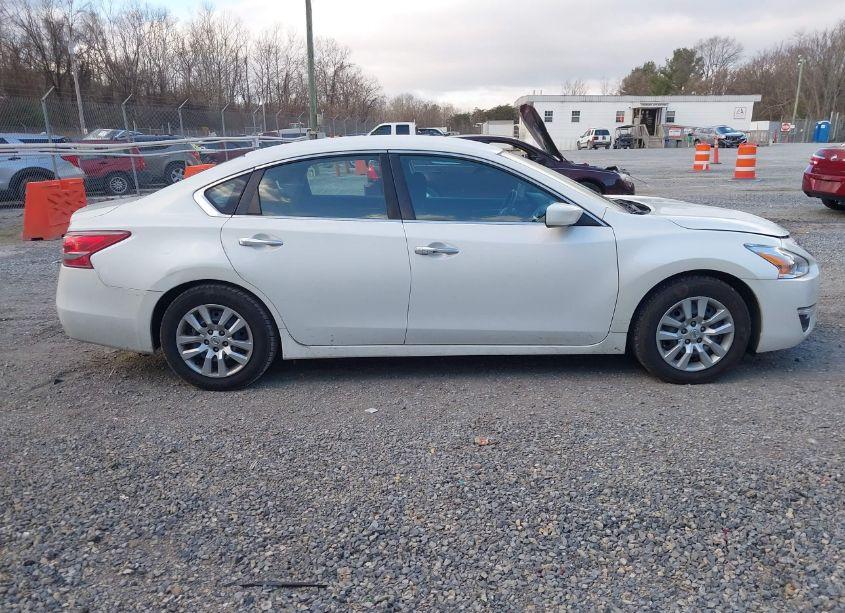 Photo 13 of 2013 Nissan Altima 2.5 S (VIN 1N4AL3AP9DN556301)