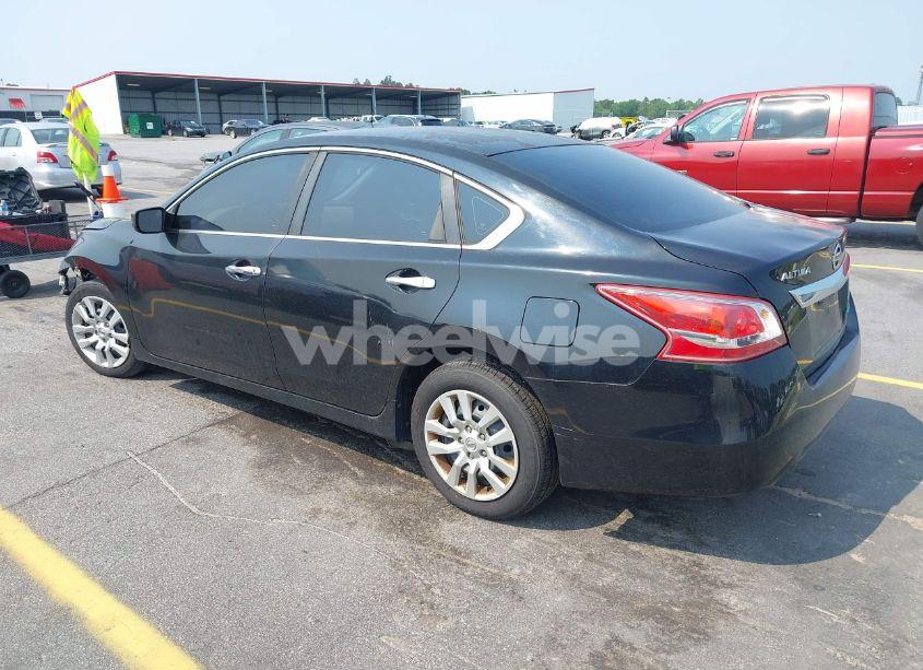 Photo 3 of 2013 Nissan Altima 2.5 S (VIN 1N4AL3AP9DN565970)