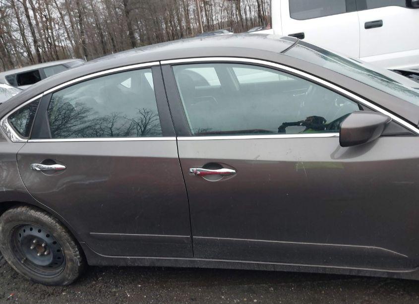 Photo 13 of 2013 Nissan Altima 2.5 S (VIN 1N4AL3AP9DN572594)