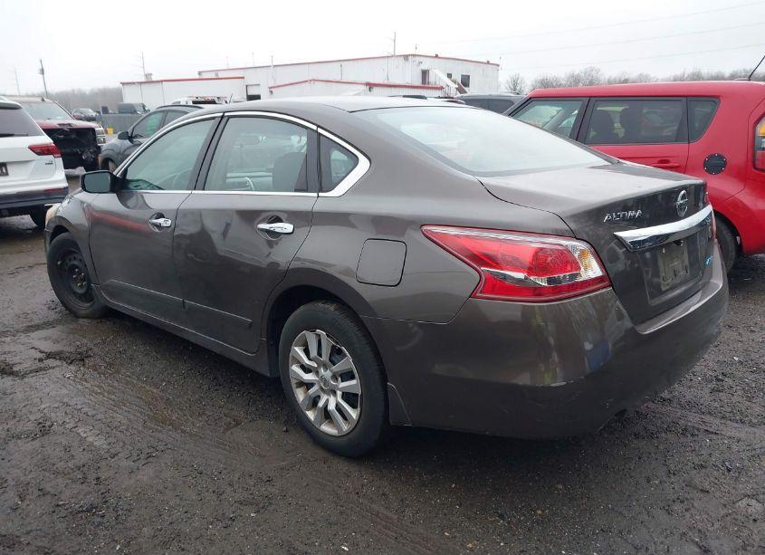 Photo 3 of 2013 Nissan Altima 2.5 S (VIN 1N4AL3AP9DN572594)