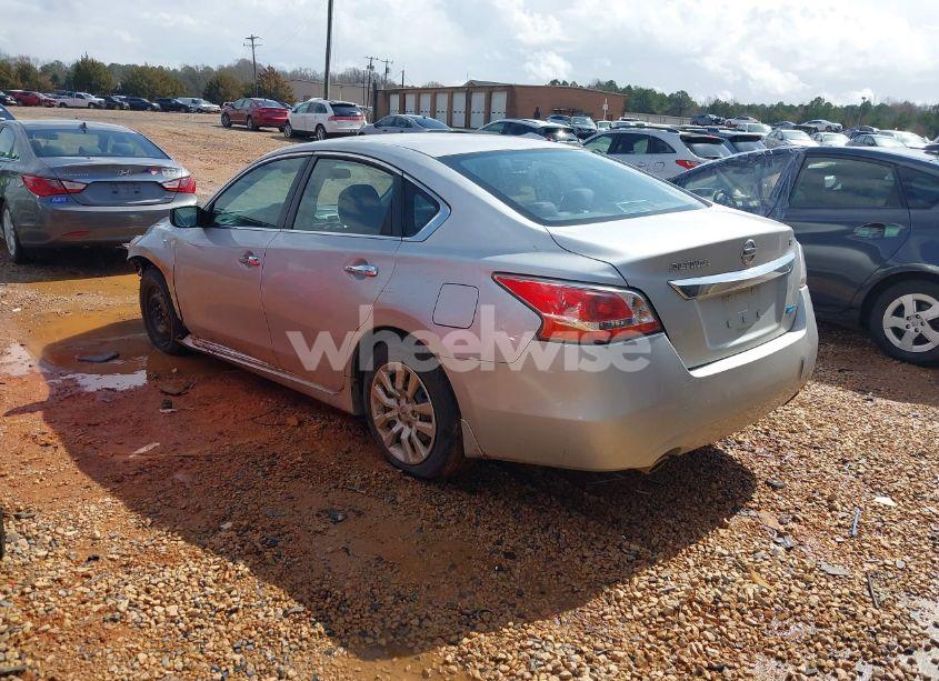 Photo 3 of 2014 Nissan Altima 2.5 S (VIN 1N4AL3AP9EC100389)