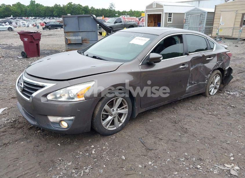 Photo 2 of 2014 Nissan Altima 2.5 SL (VIN 1N4AL3AP9EC102577)