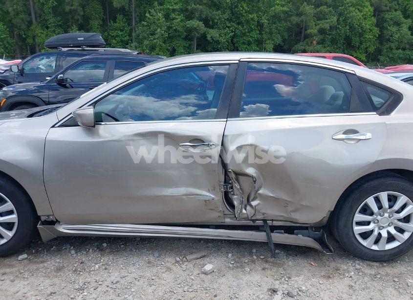 Photo 6 of 2014 Nissan Altima 2.5 (VIN 1N4AL3AP9EC139810)