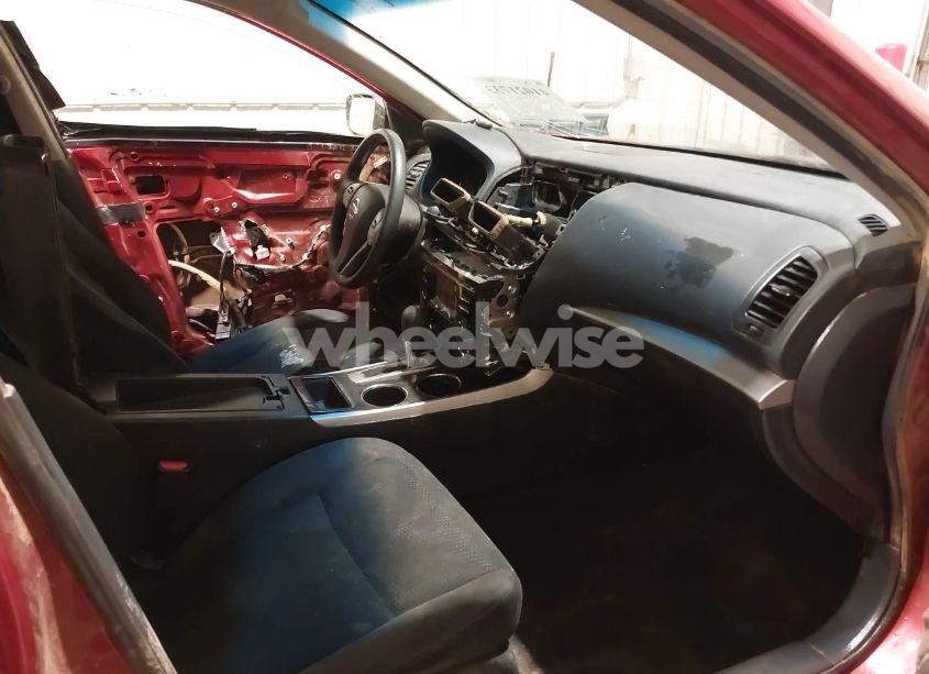 Photo 5 of 2014 Nissan Altima 2.5 S (VIN 1N4AL3AP9EC140665)