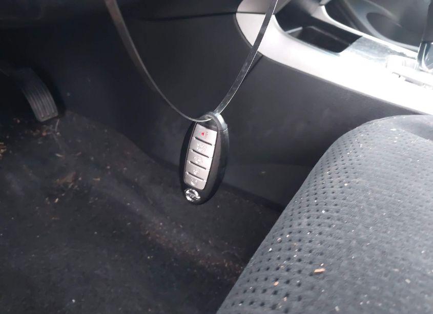 Photo 11 of 2014 Nissan Altima 2.5 SV (VIN 1N4AL3AP9EC142058)