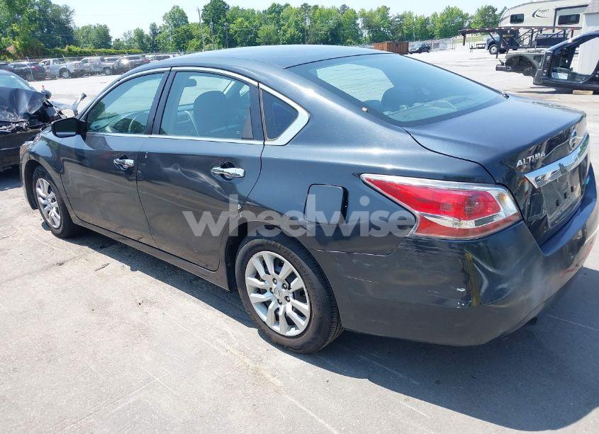 Photo 3 of 2014 Nissan Altima 2.5 S (VIN 1N4AL3AP9EC143162)