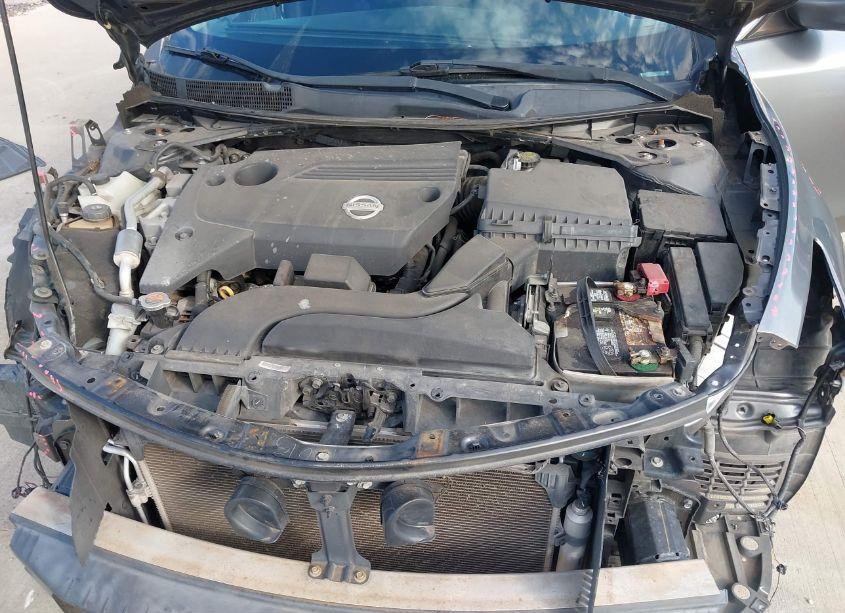 Photo 10 of 2014 Nissan Altima 2.5 S (VIN 1N4AL3AP9EC144795)