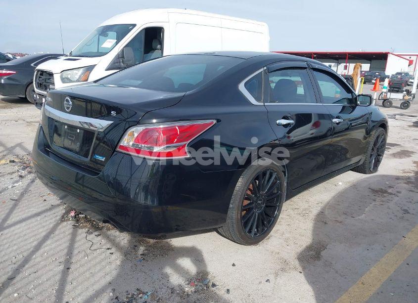 Photo 4 of 2014 Nissan Altima 2.5 S (VIN 1N4AL3AP9EC146210)