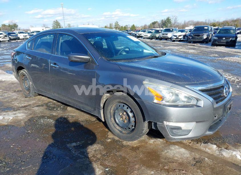 2014 Nissan Altima 2.5 S (VIN 1N4AL3AP9EC147549) main photo