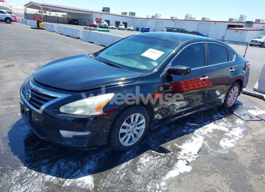 Photo 2 of 2014 Nissan Altima 2.5 (VIN 1N4AL3AP9EC161127)
