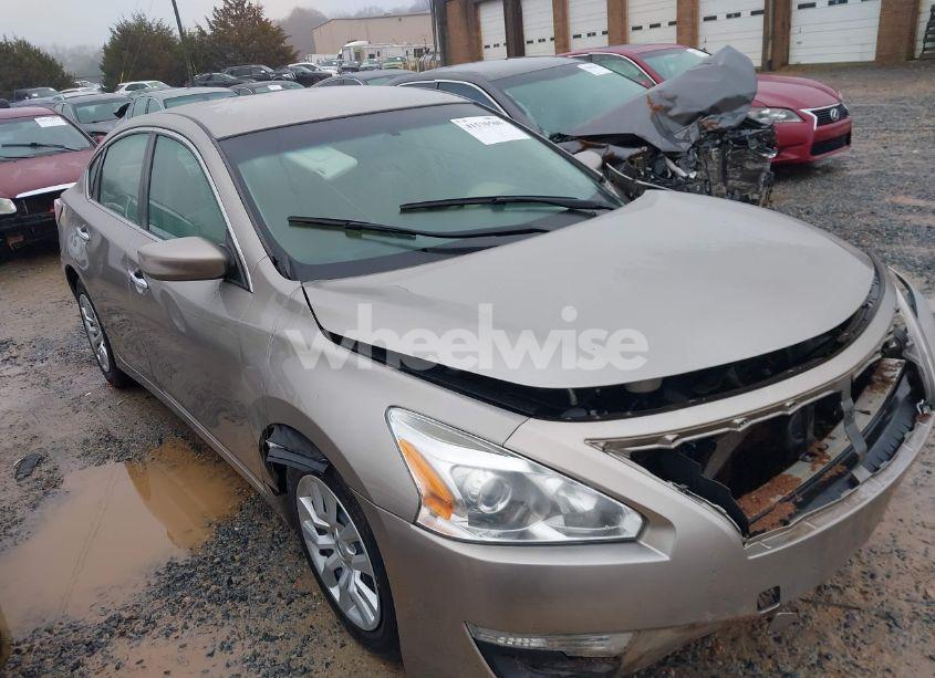 2014 Nissan Altima 2.5 S (VIN 1N4AL3AP9EC162424) main photo