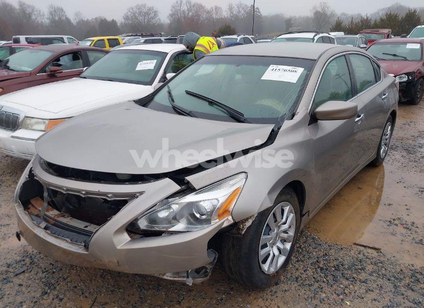 Photo 2 of 2014 Nissan Altima 2.5 S (VIN 1N4AL3AP9EC162424)