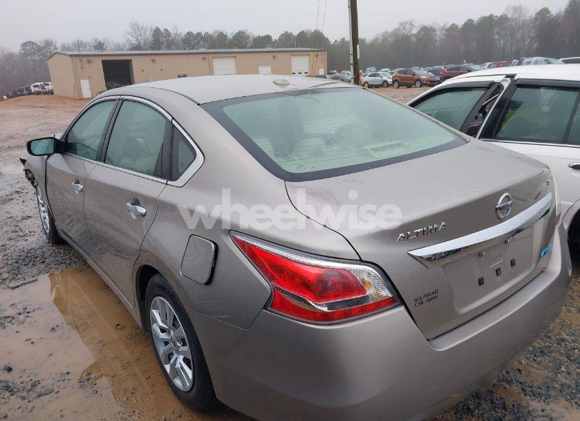 Photo 3 of 2014 Nissan Altima 2.5 S (VIN 1N4AL3AP9EC162424)