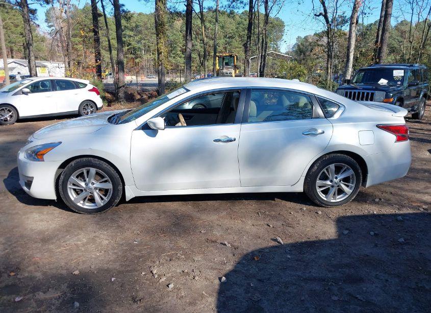 Photo 14 of 2014 Nissan Altima 2.5 SV (VIN 1N4AL3AP9EC175593)
