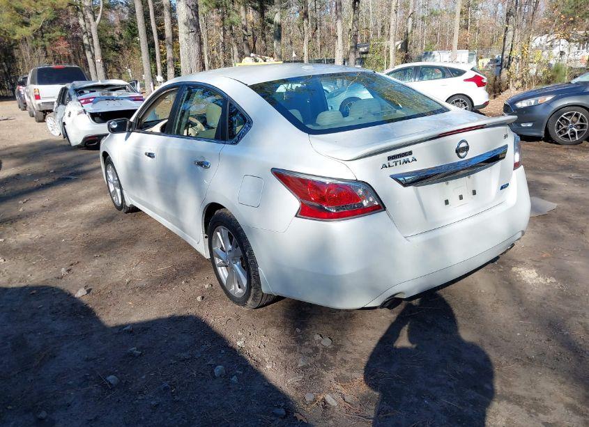 Photo 3 of 2014 Nissan Altima 2.5 SV (VIN 1N4AL3AP9EC175593)