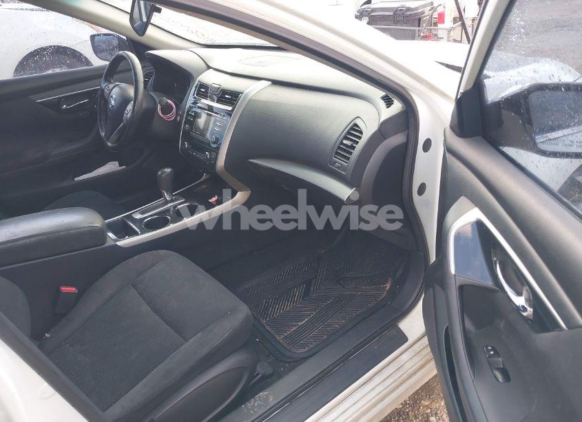 Photo 5 of 2014 Nissan Altima 2.5 SV (VIN 1N4AL3AP9EC178218)