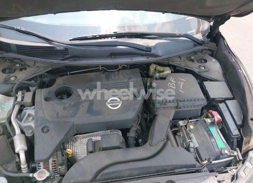 Photo 10 of 2014 Nissan Altima 2.5 S (VIN 1N4AL3AP9EC181474)