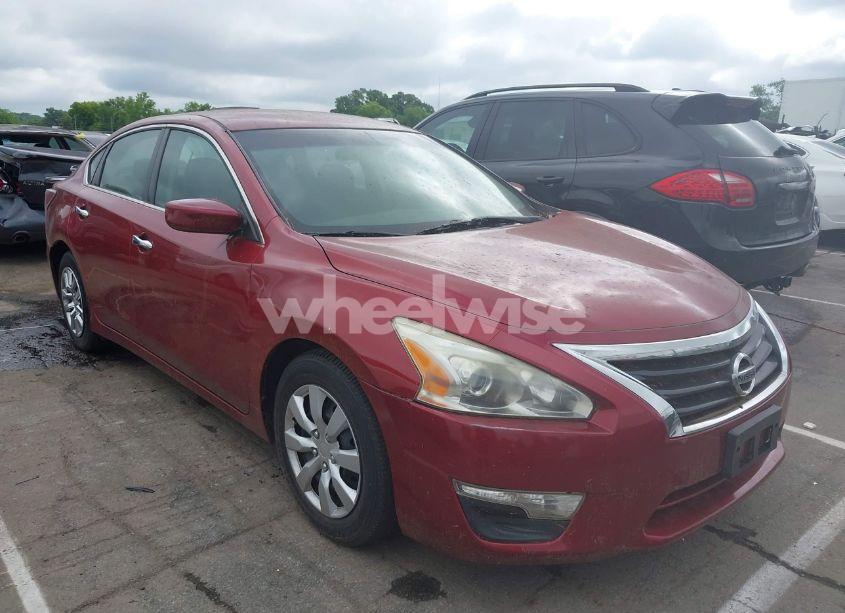 2014 Nissan Altima 2.5 S (VIN 1N4AL3AP9EC185900) main photo