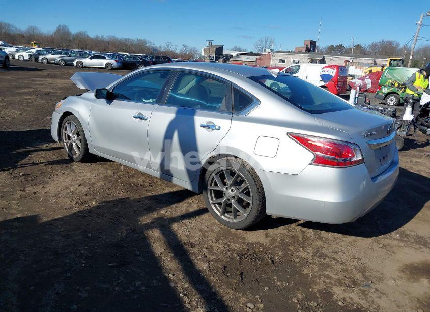 Photo 3 of 2014 Nissan Altima 2.5 S (VIN 1N4AL3AP9EC187470)
