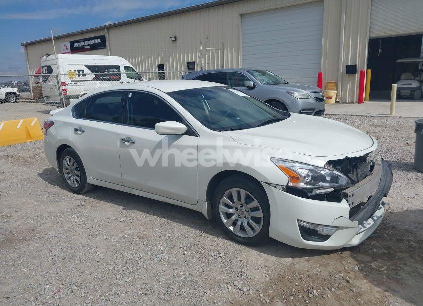 2014 Nissan Altima 2.5 S (VIN 1N4AL3AP9EC190756) main photo