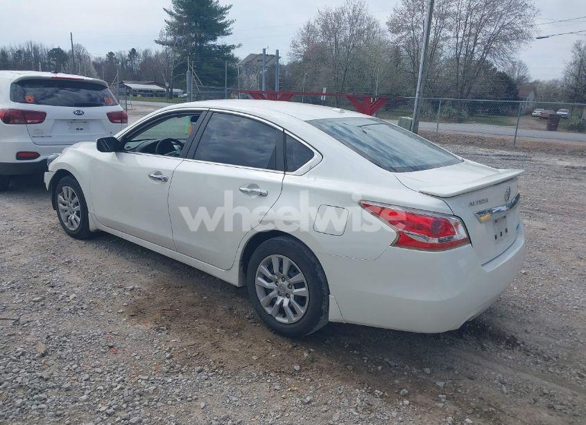 Photo 3 of 2014 Nissan Altima 2.5 S (VIN 1N4AL3AP9EC190756)