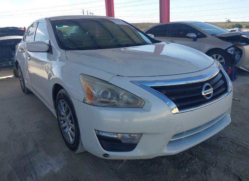 2014 Nissan Altima 2.5/2.5 S/2.5 SL/2.5 SV (VIN 1N4AL3AP9EC271594) main photo