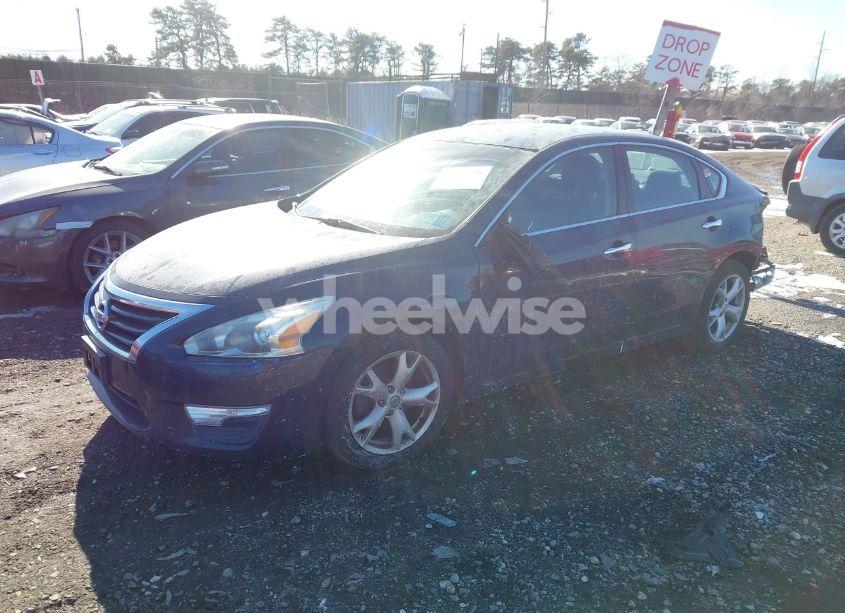 Photo 2 of 2014 Nissan Altima 2.5 (VIN 1N4AL3AP9EC290470)