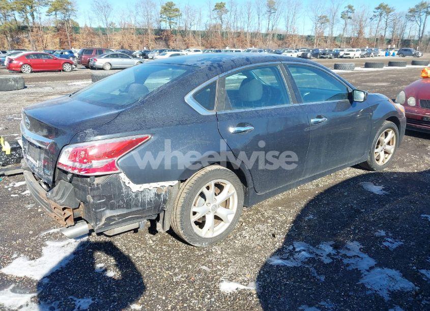 Photo 4 of 2014 Nissan Altima 2.5 (VIN 1N4AL3AP9EC290470)