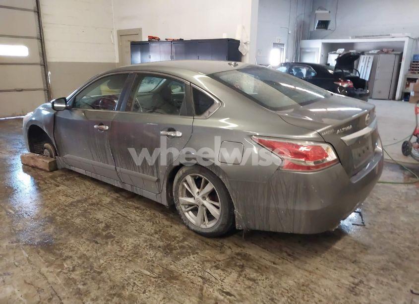 Photo 3 of 2014 Nissan Altima 2.5 SL (VIN 1N4AL3AP9EC292851)