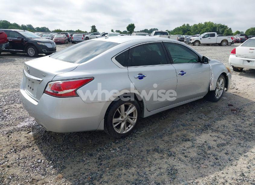 Photo 4 of 2014 Nissan Altima 2.5 SV (VIN 1N4AL3AP9EC326013)