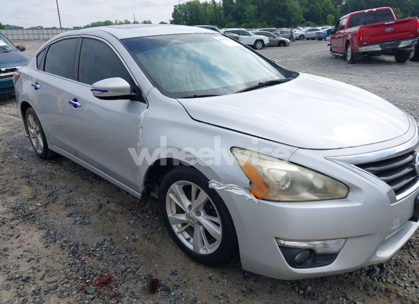 Photo 6 of 2014 Nissan Altima 2.5 SV (VIN 1N4AL3AP9EC326013)