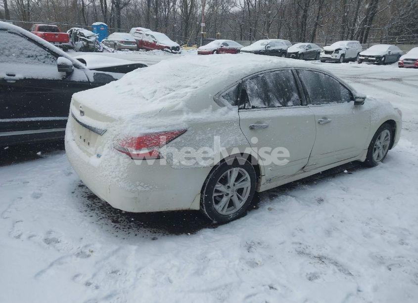 Photo 4 of 2014 Nissan Altima 2.5 SL (VIN 1N4AL3AP9EC404970)