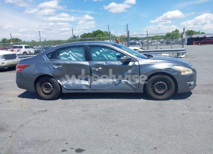 Photo 13 of 2014 Nissan Altima 2.5/2.5 S/2.5 SL/2.5 SV (VIN 1N4AL3AP9EC410638)