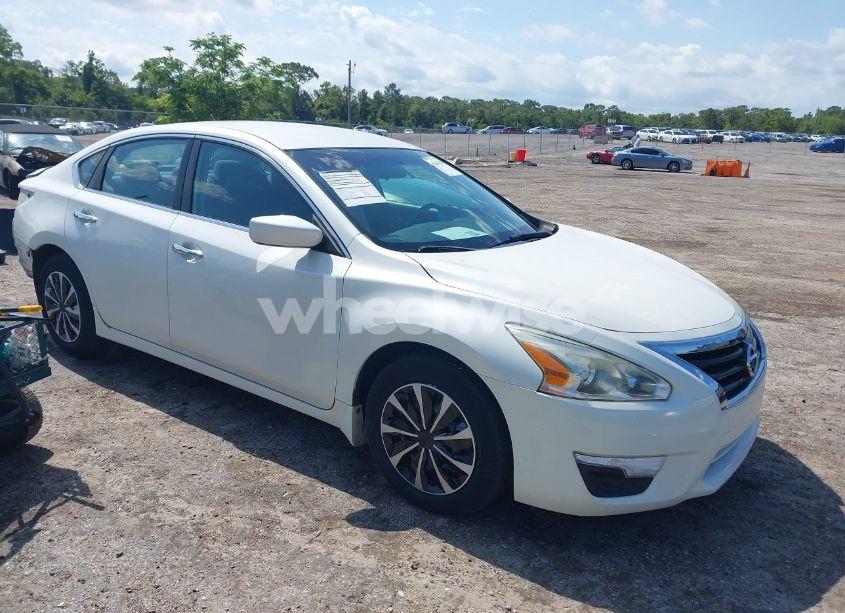 2014 Nissan Altima 2.5 S (VIN 1N4AL3AP9EC424765) main photo