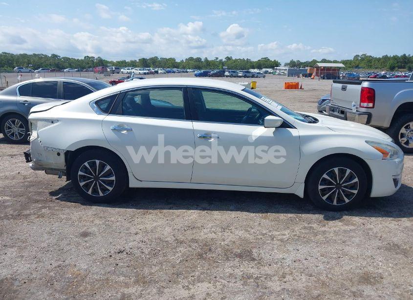 Photo 13 of 2014 Nissan Altima 2.5 S (VIN 1N4AL3AP9EC424765)