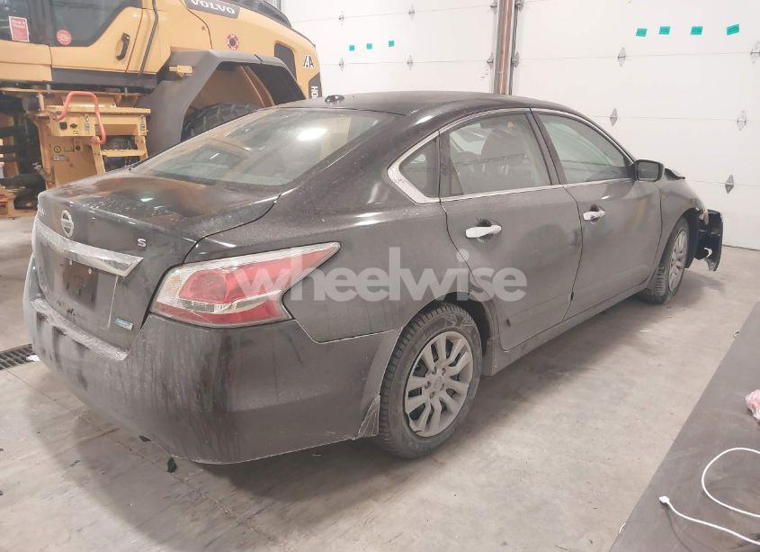 Photo 4 of 2014 Nissan Altima 2.5 S (VIN 1N4AL3AP9EC426418)