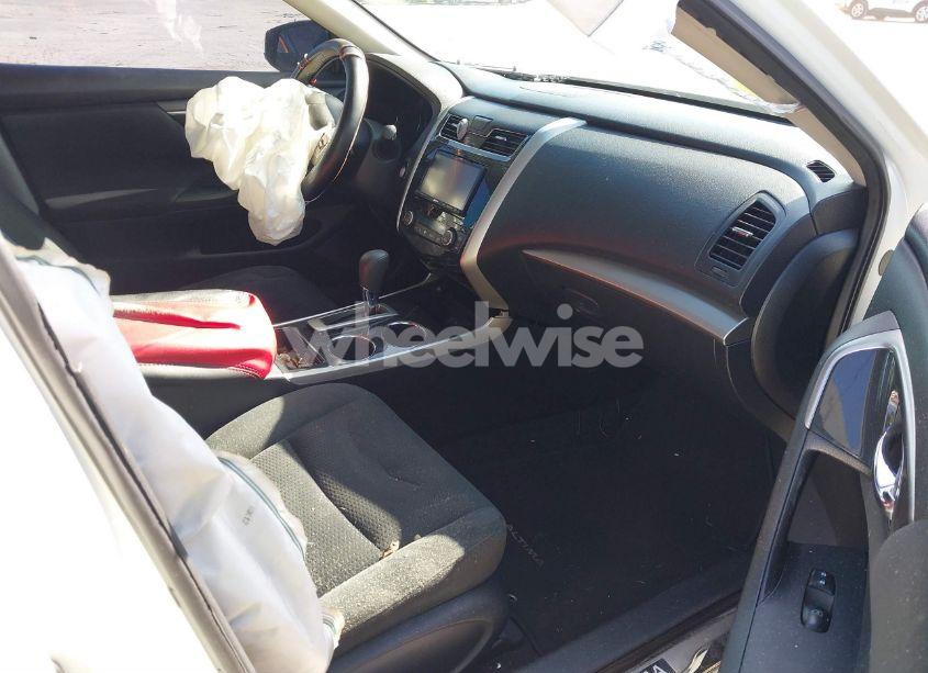 Photo 5 of 2014 Nissan Altima 2.5 SV (VIN 1N4AL3AP9EC901467)