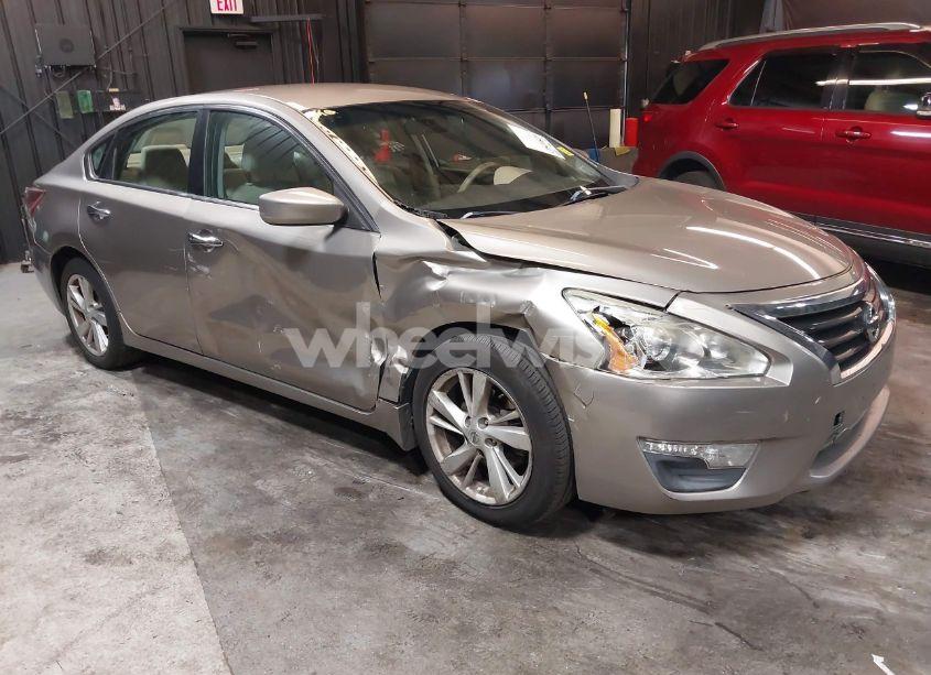 2014 Nissan Altima 2.5 SV (VIN 1N4AL3AP9EN209942) main photo