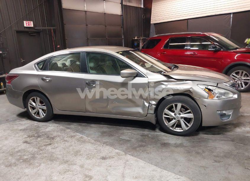 Photo 13 of 2014 Nissan Altima 2.5 SV (VIN 1N4AL3AP9EN209942)